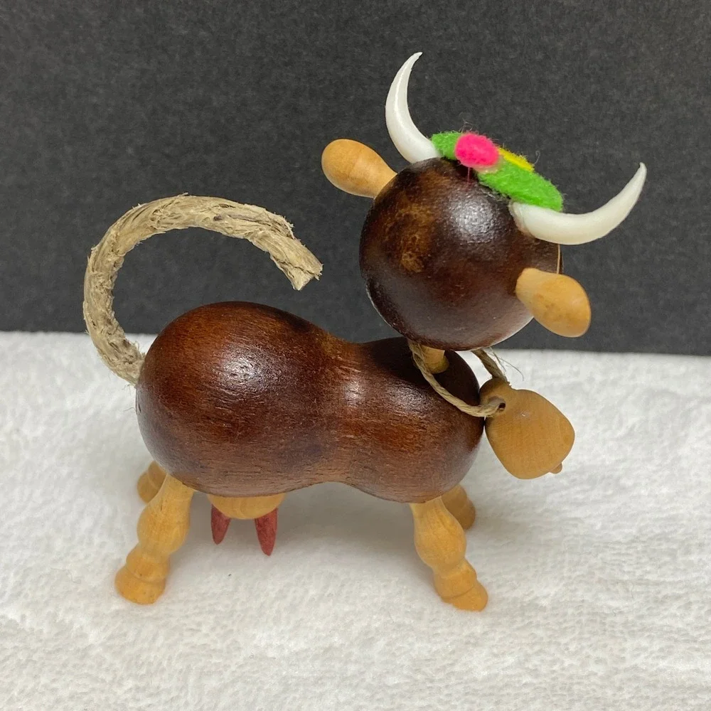 Goula charming wooden